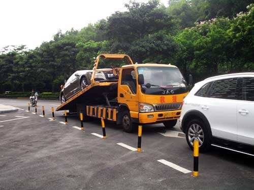 北宅街道高速拖车